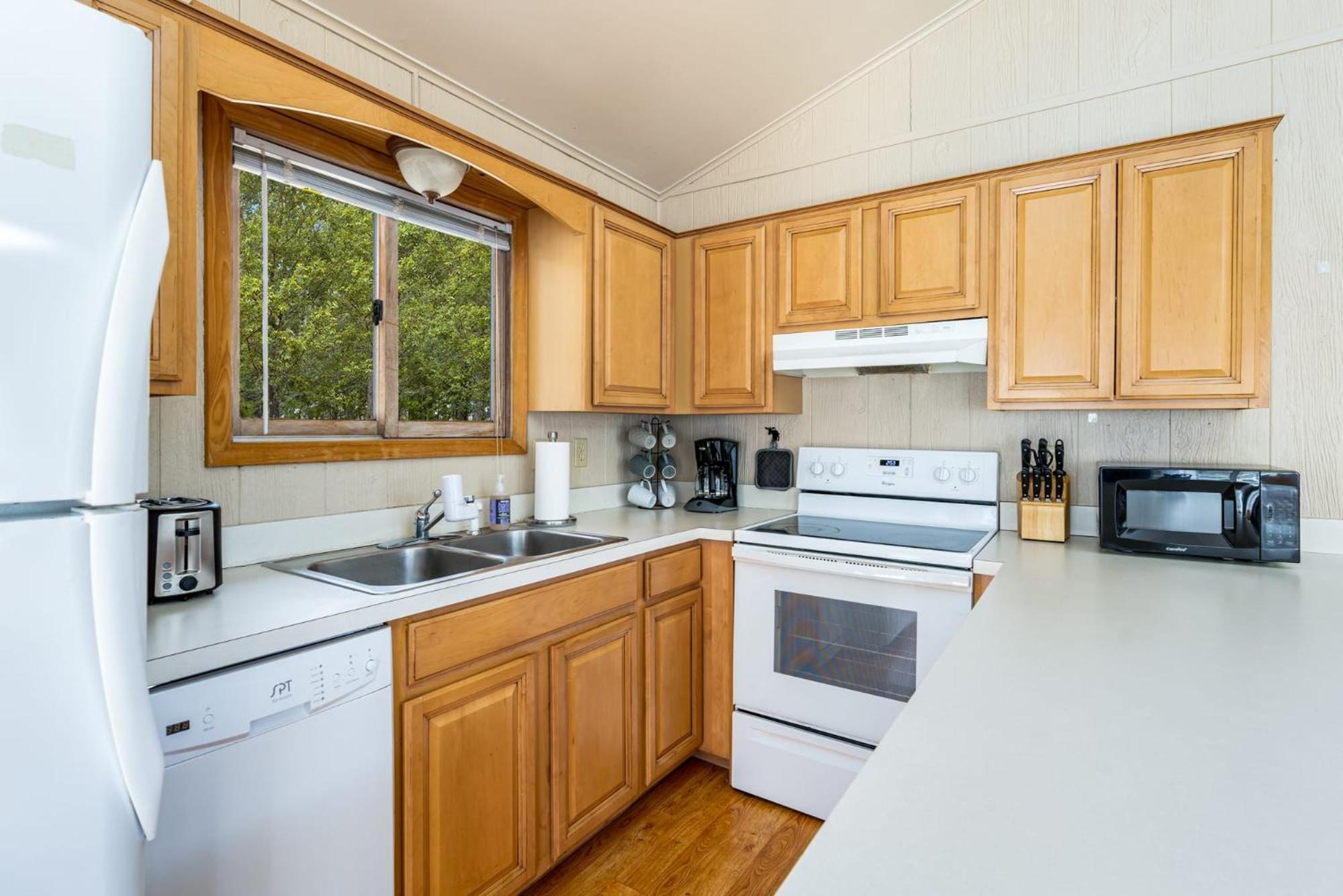 Chalet W Hot Tub, Large Deck, Grill, & Fast Wifi Berkeley Springs Exteriér fotografie